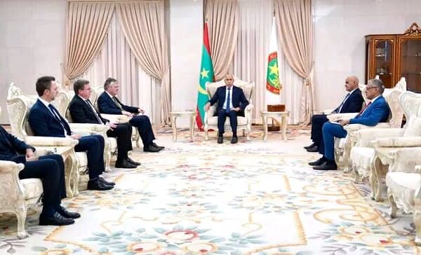 Le Président de la République reçoit une délégation…
