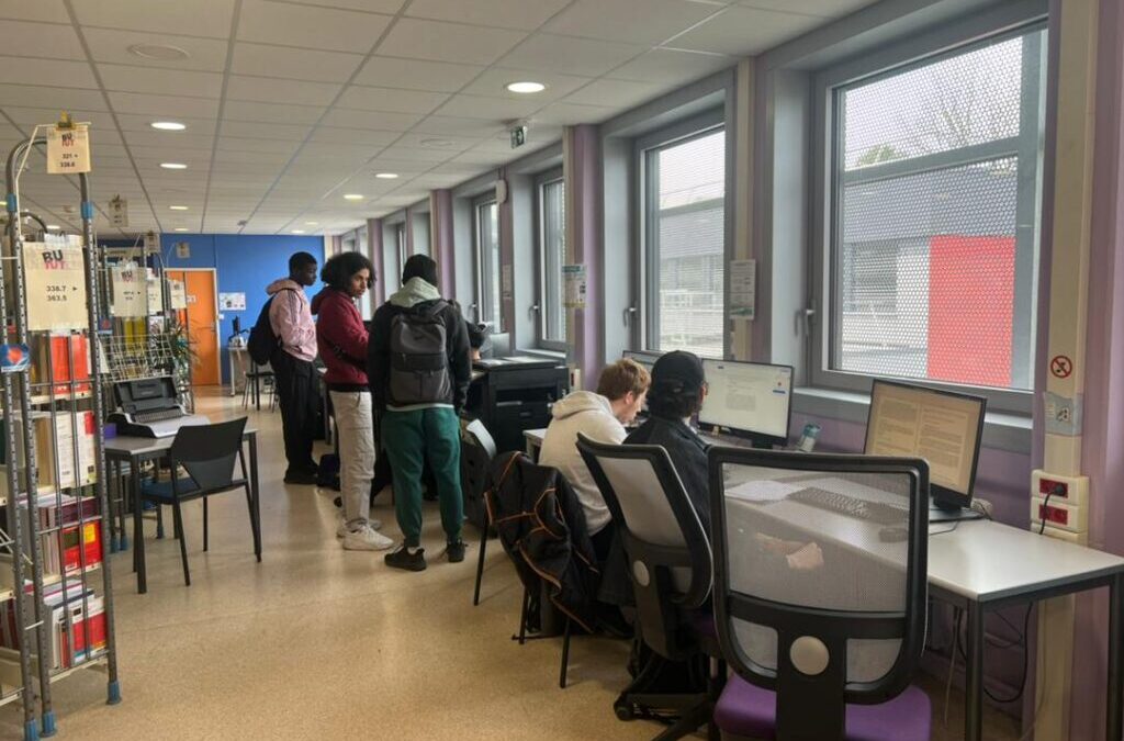 Selon les jeunes Mauritaniens, le gouvernement s’occupe pas suffisamment de leurs priorités,notamment l’éducation et l’emploi